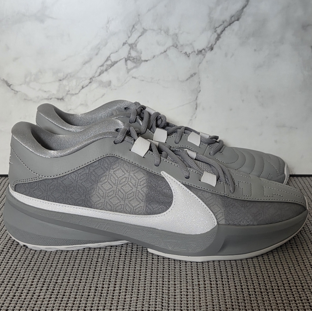 Nike Zoom Freak 5 TB Wolf Grey Mens Athletic Sneakers Shoes 10.5